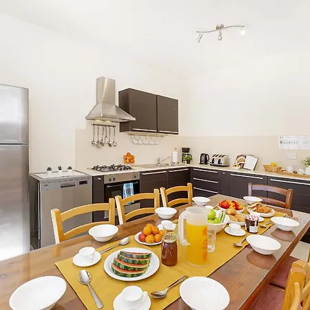 Razzett Luna منزل ريفي *