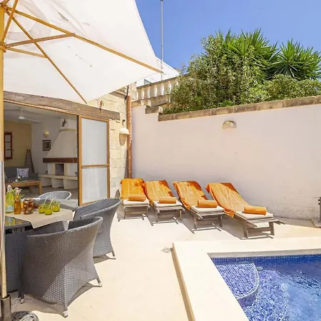 منزل ريفي Razzett Luna